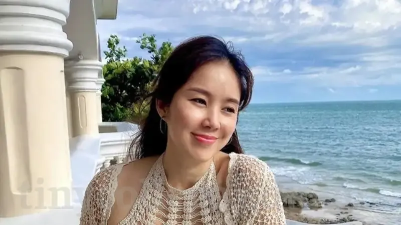 Tiểu sử Lê Phương 6