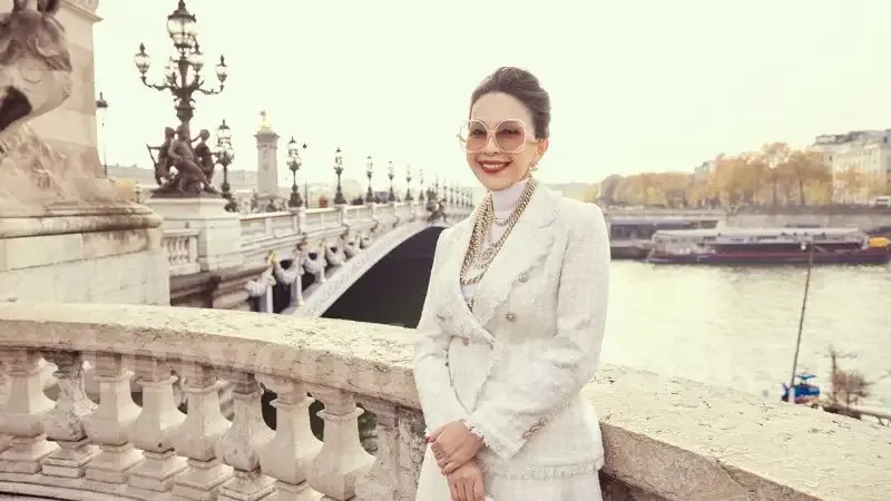 Tiểu sử Diễm My 6X 5