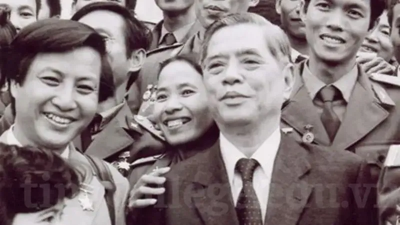 Tiểu sử Nguyễn Văn Linh 3