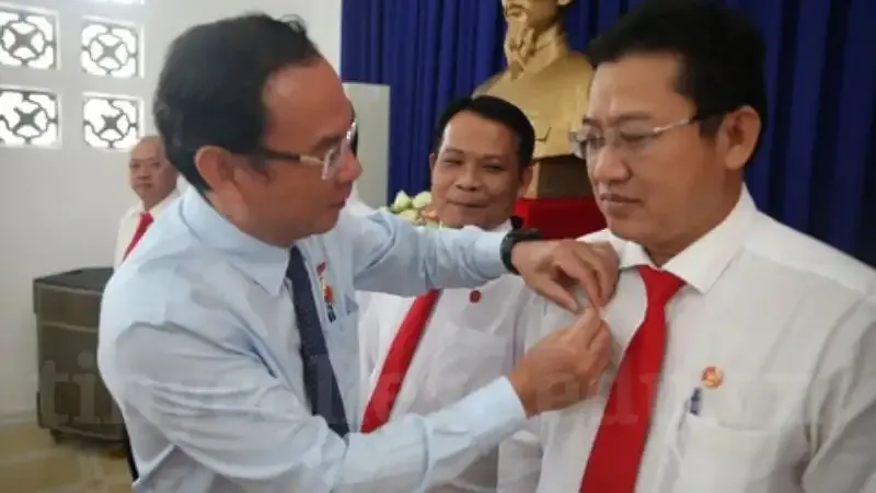 Tiểu sử Nguyễn Văn Nên 3