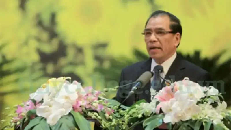 Tiểu sử Nông Đức Mạnh 2