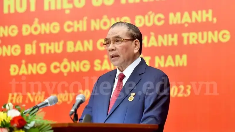 Tiểu sử Nông Đức Mạnh 7
