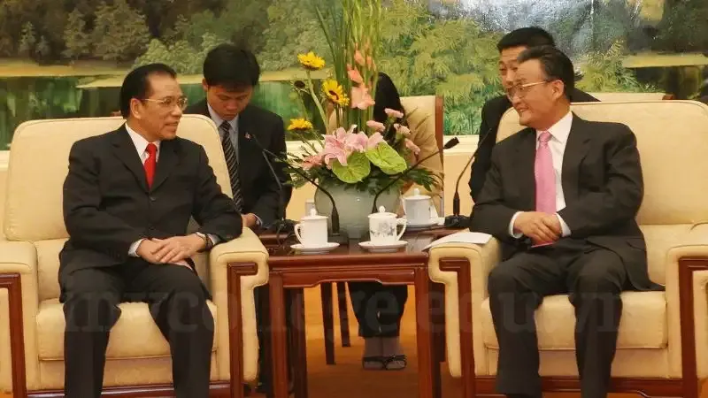 Tiểu sử Nông Đức Mạnh 6