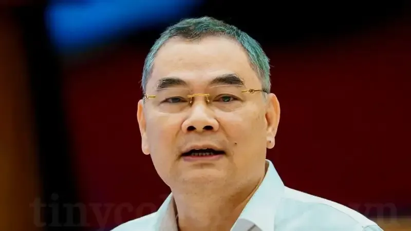 Tiểu sử Tô Ân Xô 3
