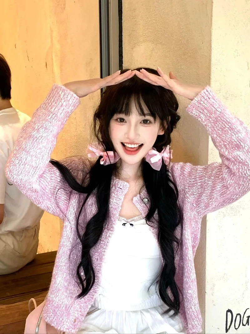 Ngắm nhìn ảnh gái xinh cười duyên đẹp mang cảm giác rất dễ chịu