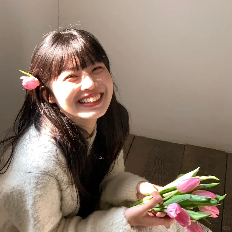 Tổng hợp ảnh gái xinh cười duyên Tiktok đang gây sốt